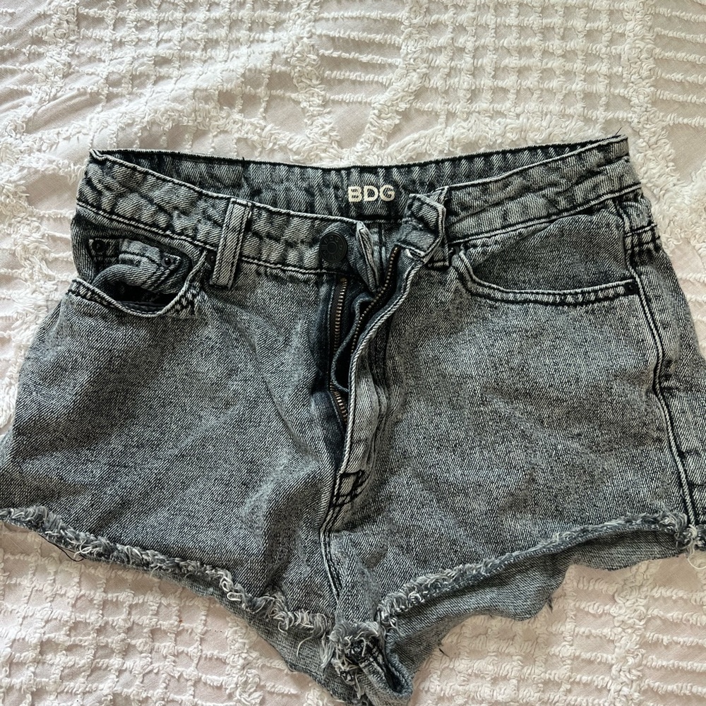 BDG higher waisted shorts